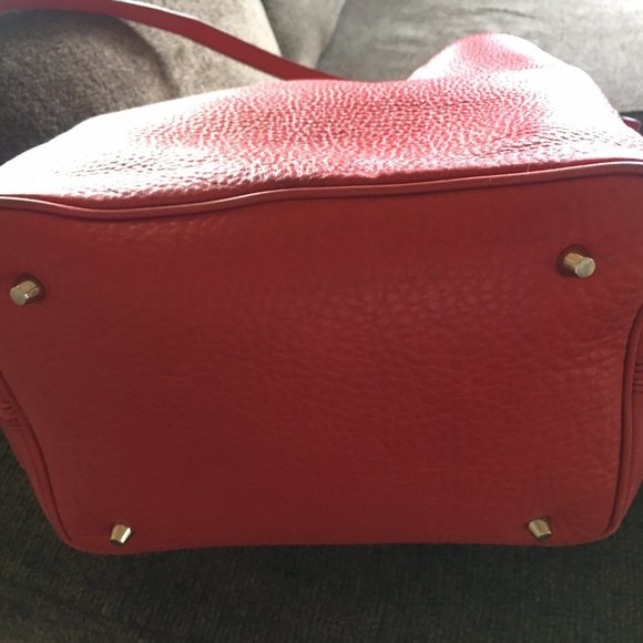 Burberry Ashby Red Soft Pebbled Leather Tote Bag - Picture 7 of 16